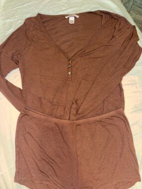 Victoria secret brown matching long sleeve top and shorts set
